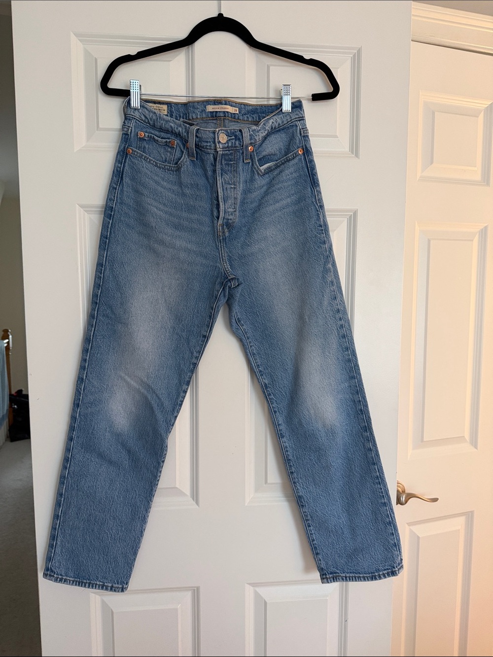 LEVI’S Women’s Wedgie Straight Jeans- Blue